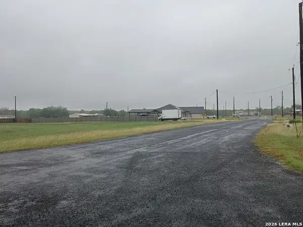 12622 Toro, Atascosa, TX 78002
