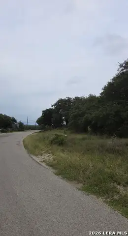 714 Canyon Acres, Canyon Lake, TX 78133