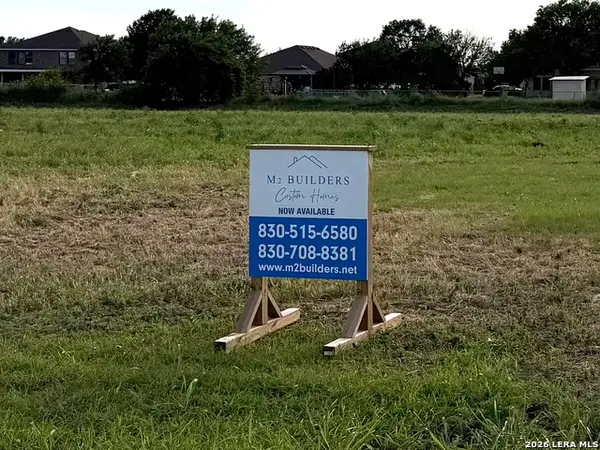 210 Double Creek, Seguin, TX 78155