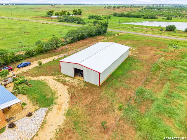 7746 Fm 537, Floresville, TX 78114 - #1