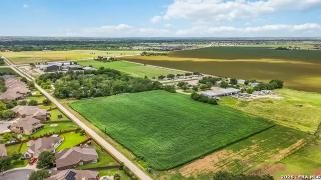 3275 N State Highway 46, Seguin, TX 78155 - #2