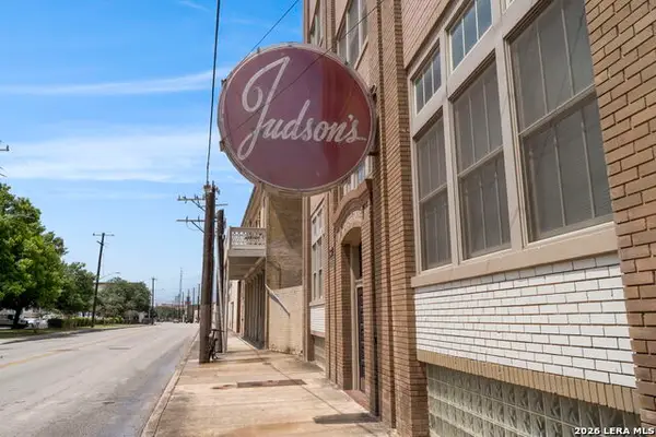 831 S Flores #3216, San Antonio, TX 78204