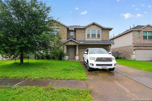 135 Meadow Valley Dr, Conroe, TX 77384