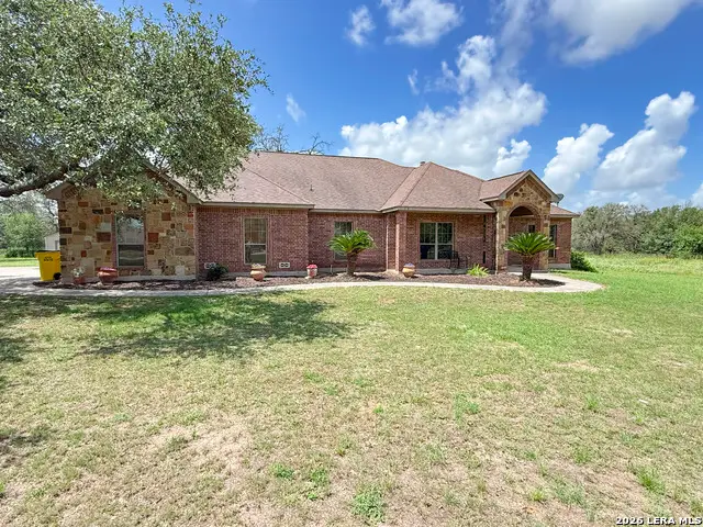 124 County Road 6879, Natalia, TX 78059 - #2