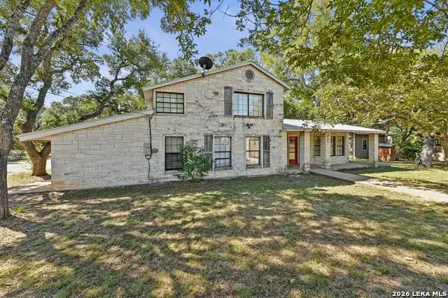 1005 4th St, Blanco, TX 78606 - #2