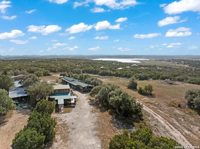 901 Cedar Rise Dr, Canyon Lake, TX 78133 - #3