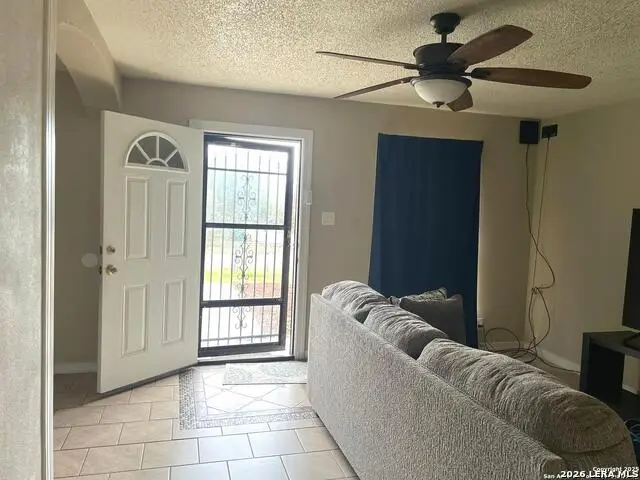 8202 Quiet Creek St, San Antonio, TX 78242 - #3