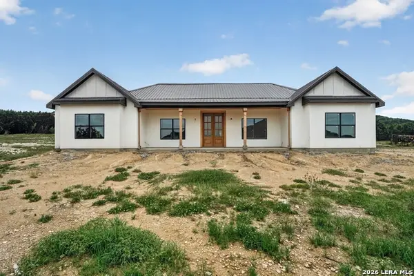 11796 Montana Springs Dr, Marble Falls, TX 78654