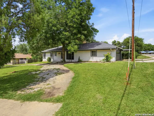 402 Stardust Dr, San Antonio, TX 78228 - #3