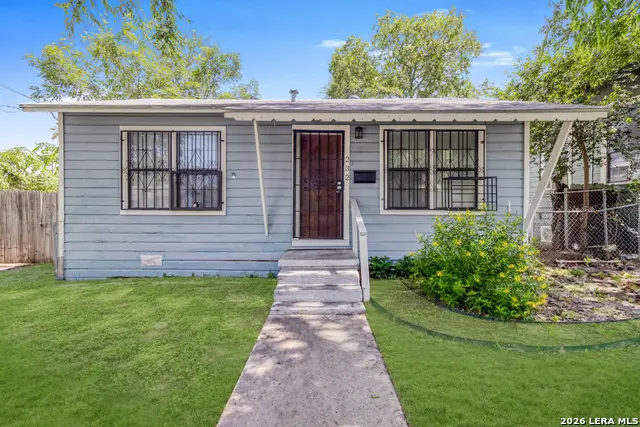 232 E Theo Ave, San Antonio, TX 78214 - #2