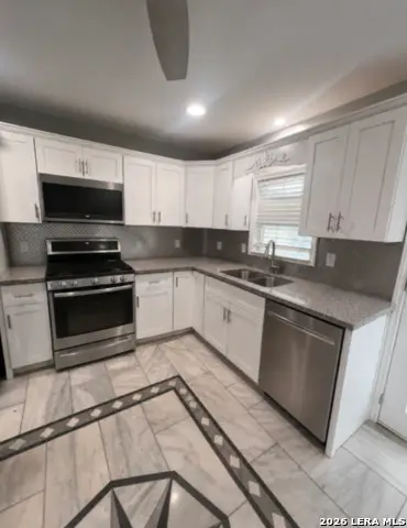 8627 Standing Rock St, San Antonio, TX 78242 - #2