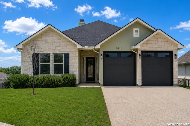 1811 Chateau Lane, Kerrville, TX 78028 - #1
