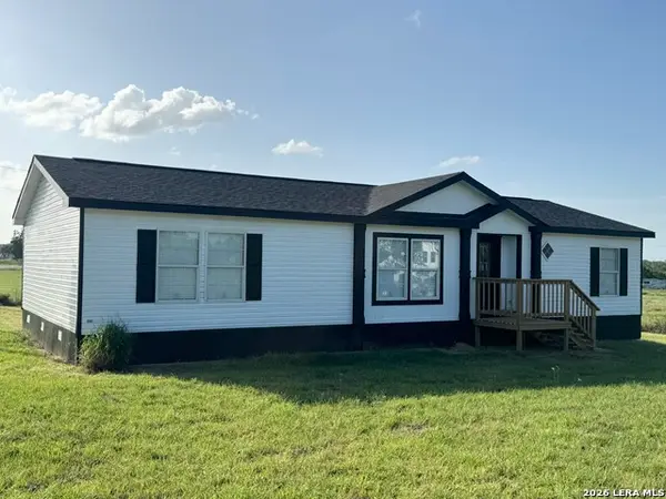 480 Brooks Lane, Poteet, TX 78065
