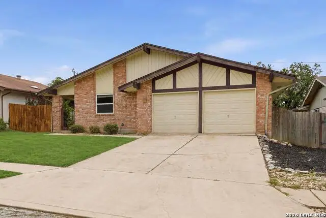 130 Bolerio Dr, Universal City, TX 78148 - #3