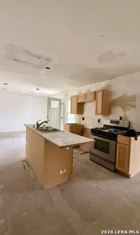 114 Lelani St, San Antonio, TX 78242 - #3