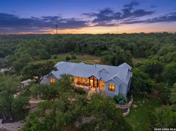 387 Curvatura, New Braunfels, TX 78132