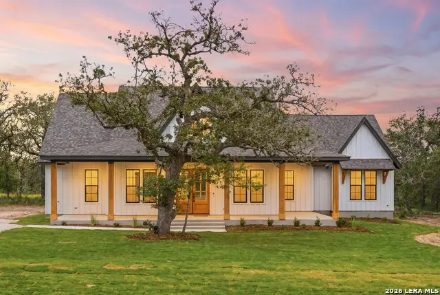 108 Syrah St, La Vernia, TX 78121 - #3