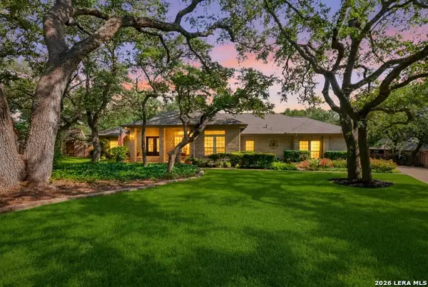 8607 Braun Hill Dr, San Antonio, TX 78254
