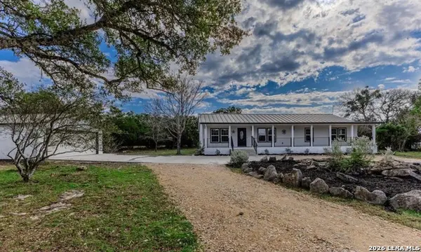 1620 Green Meadow Ln, Spring Branch, TX 78070