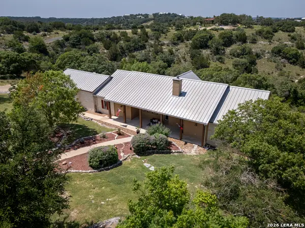 165 Settlers, Comfort, TX 78013