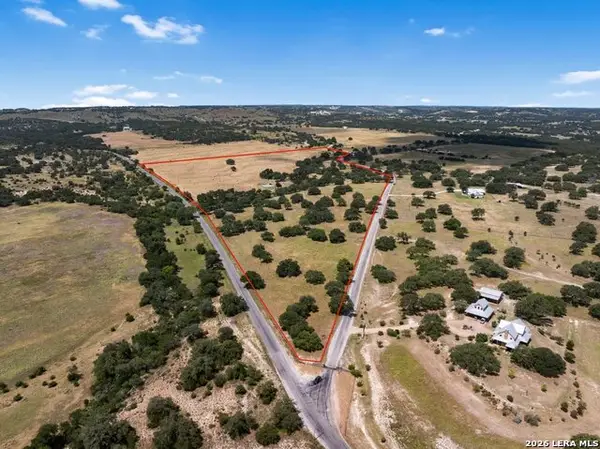 0000 Trainer Wuest, Blanco, TX 78606