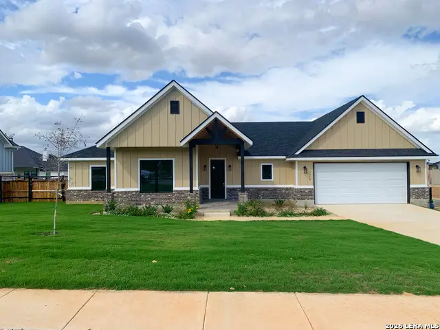 128 Woodbridge, La Vernia, TX 78121 - #1