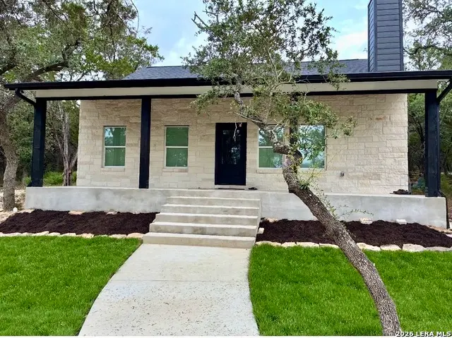 197 Spring Mountain Dr, Canyon Lake, TX 78133 - #2