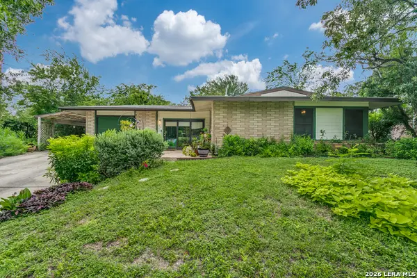 111 Nobhill Dr, San Antonio, TX 78228