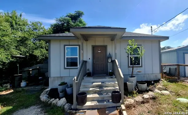1260 Mountain View Dr, Canyon Lake, TX 78133 - #1