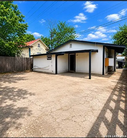 915 N San Marcos, San Antonio, TX 78207 - #2
