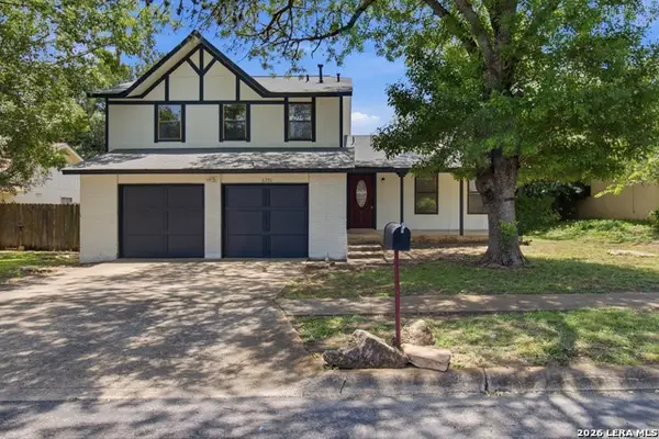 6206 Cherrywest Cir, San Antonio, TX 78240