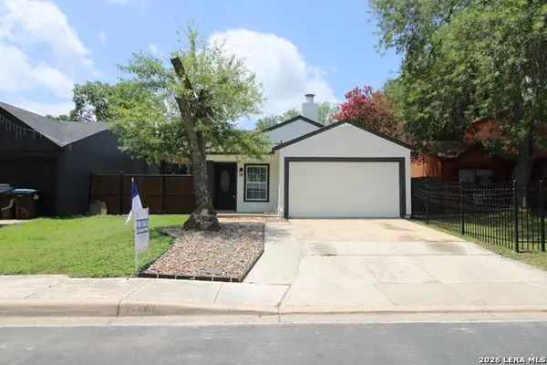 10002 Birch Field Dr, San Antonio, TX 78245