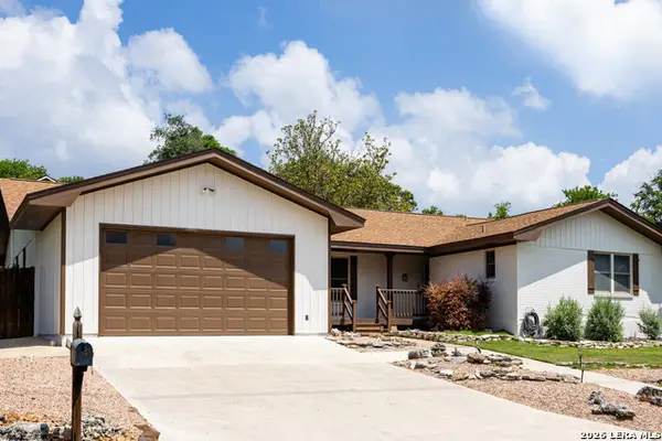 708 Mockingbird Lane, Kerrville, TX 78028