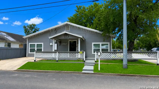 232 Campbell, Seguin, TX 78155 - #1