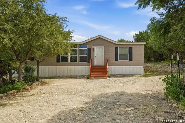 327 Lost Antler Dr, Canyon Lake, TX 78133 - #2