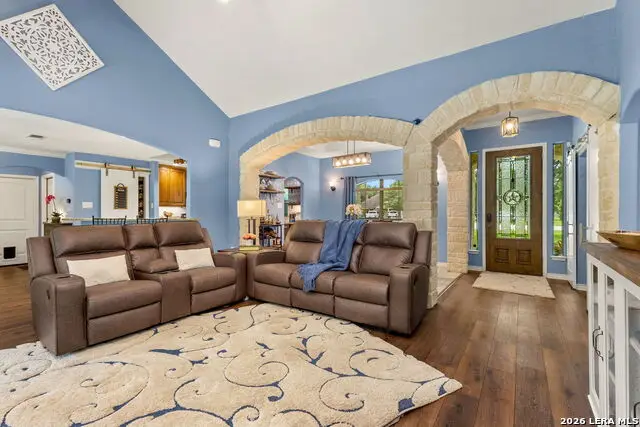 1353 Hunters Ct, Seguin, TX 78155 - #2