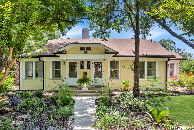 222 Redwood St, Alamo Heights, TX 78209 - #2