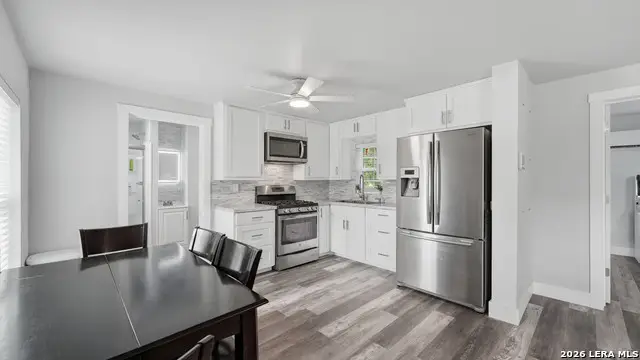 1407 N San Marcos, Seguin, TX 78155 - #3