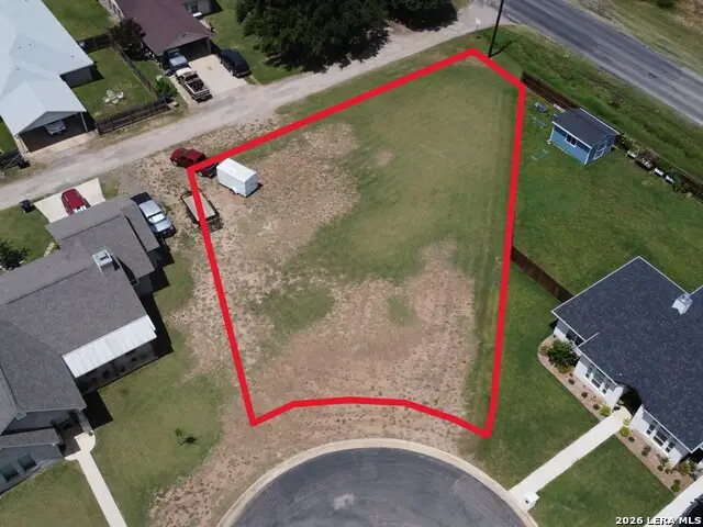 502 34th Street, Hondo, TX 78861 - #1