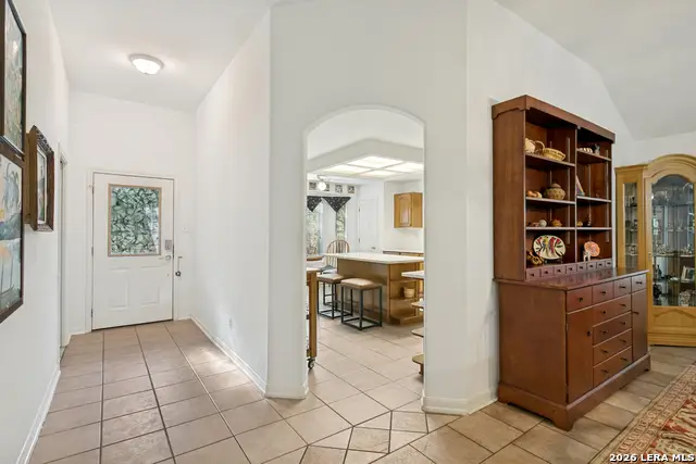 10 Oakwell Farms Pkwy, San Antonio, TX 78218 - #3