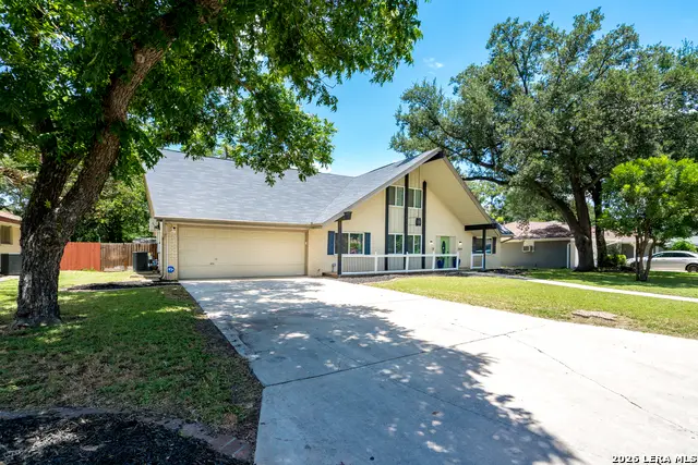 709 Balfour Dr, Windcrest, TX 78239 - #3