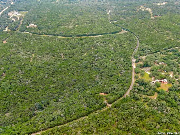 275 County Road 260 E, Mico, TX 78056