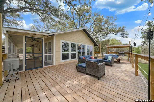 178 N Lakeshore Dr, Bandera, TX 78003 - #2
