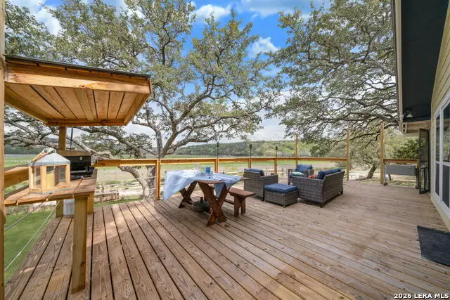 178 N Lakeshore Dr, Bandera, TX 78003 - #3