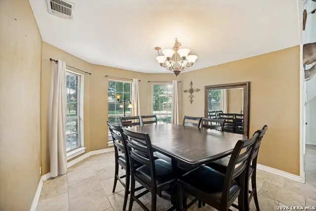 1717 Embassy Rd, Pleasanton, TX 78064 - #2