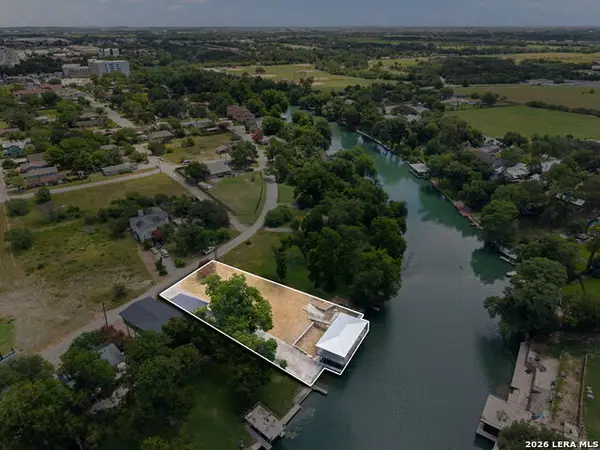 240 Rio Dr, New Braunfels, TX 78130