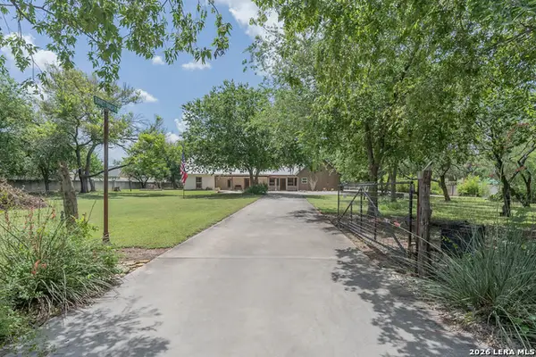 1690 Waterway Ln, New Braunfels, TX 78130