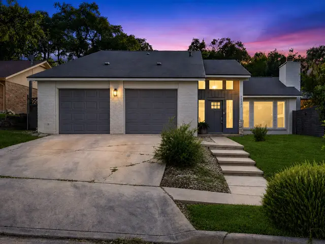 12111 Woodsrim St, Live Oak, TX 78233 - #1