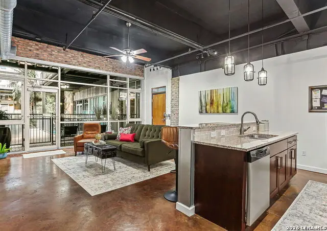 1339 S Flores St #106, San Antonio, TX 78204 - #1