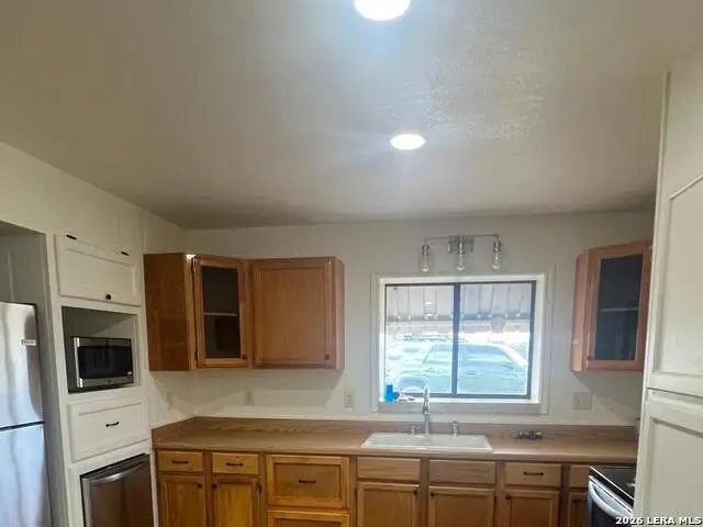 2711 W Highway 72, Three Rivers, TX 78071 - #2
